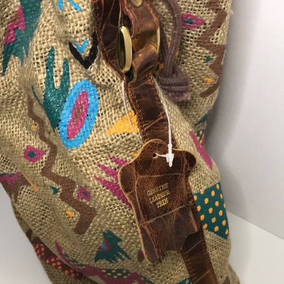 Vintage Burlap Marco Avane Crossbody Bag with hand painted graphics NWOT - Picture 4 of 9